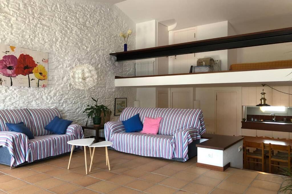 Roques - Casa En Primera Linea De Mar En كاذاكيس المظهر الخارجي الصورة