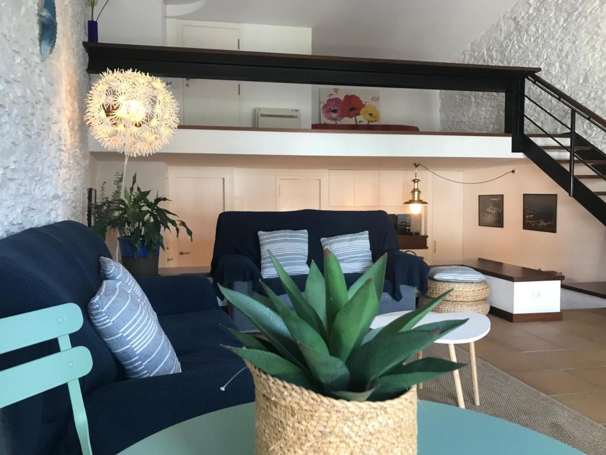 Roques - Casa En Primera Linea De Mar En كاذاكيس المظهر الخارجي الصورة