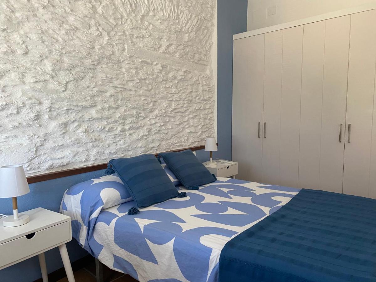 Roques - Casa En Primera Linea De Mar En كاذاكيس المظهر الخارجي الصورة